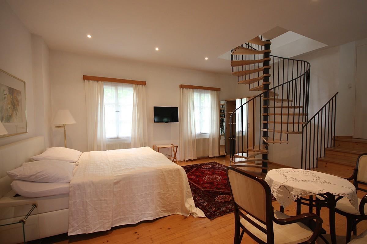 Alter Winzerkeller Bed & Breakfast Kirchberg am Wagram Dış mekan fotoğraf